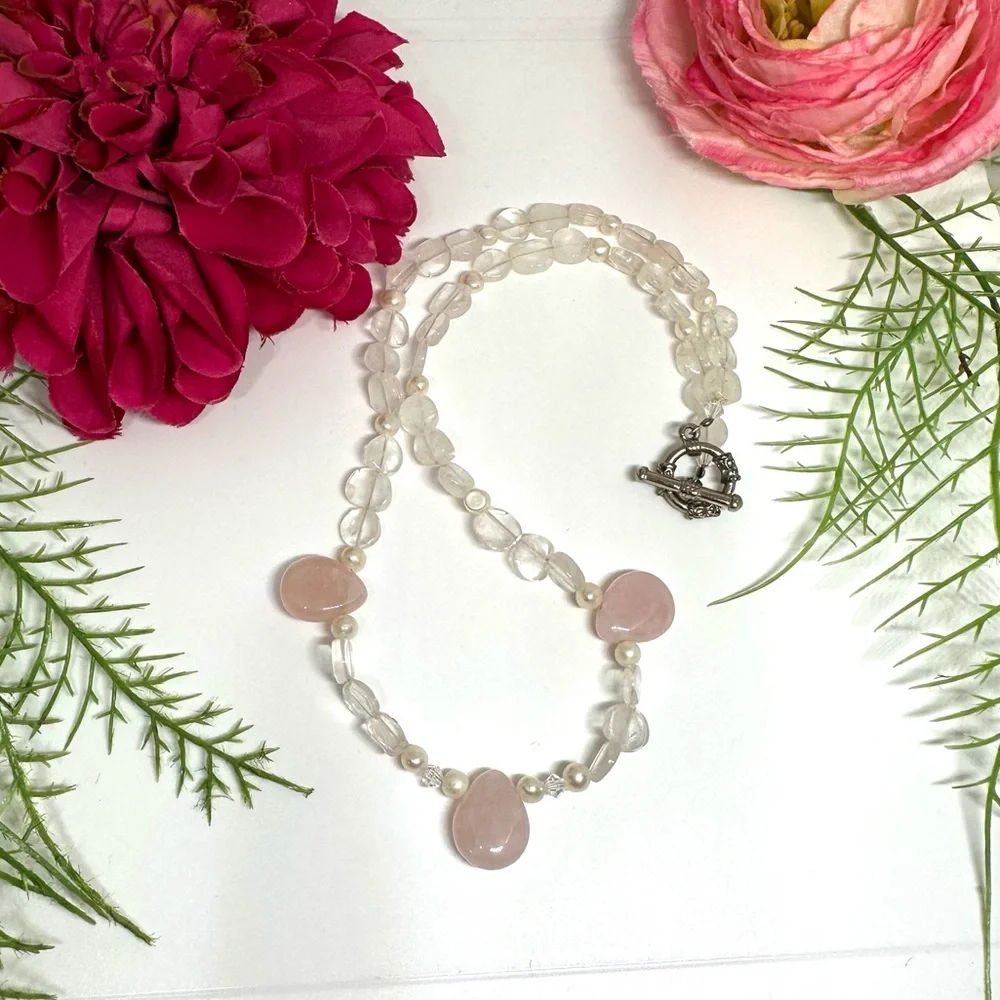 NEW⚜️Freshwater Pearl & Rose Quartz Beaded Necklace